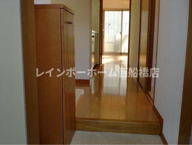 セナリオフォルム船橋の玄関