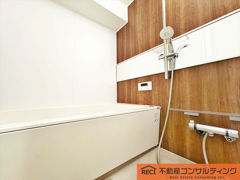 浜芦屋マンションの浴室