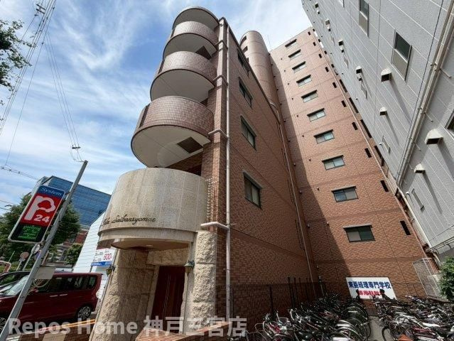 プレサンス神戸裁判所前