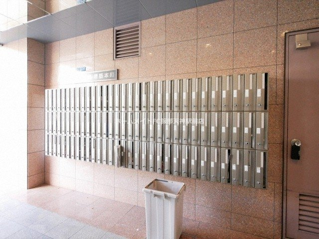 ドミール堺筋本町のその他共用部分