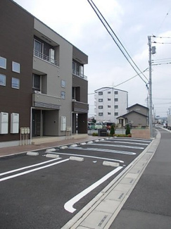 【駐車場】 | ピオニーガーデン