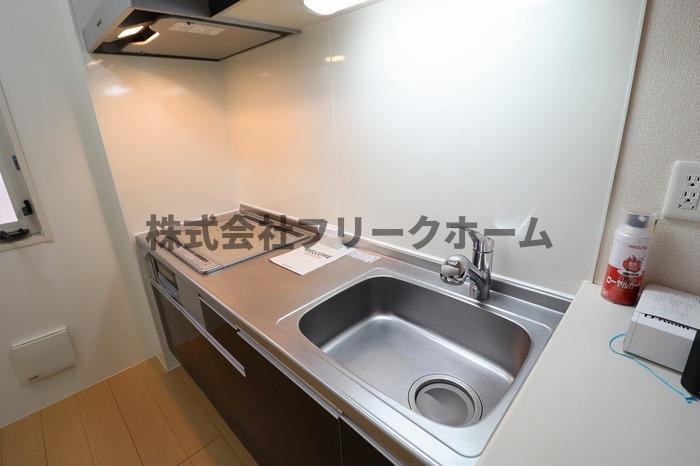 武蔵野市境南町５丁目のアパートのキッチン