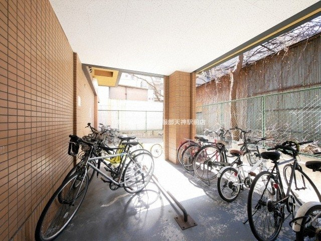 ドミール堺筋本町のその他共用部分