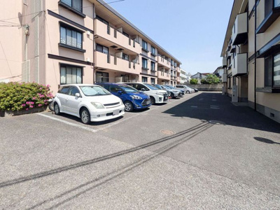 【駐車場】 | ピュアコート　(1)壱番館