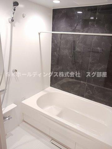メゾンパーク　枚田岡　Ａ棟の浴室