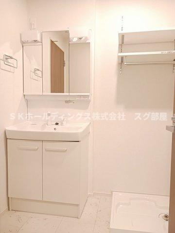 メゾンパーク　枚田岡　Ａ棟の洗面所