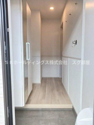 メゾンパーク　枚田岡　Ａ棟の玄関