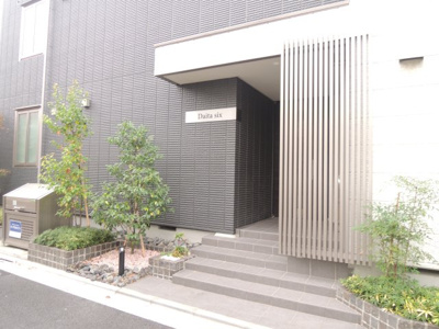 【エントランス】