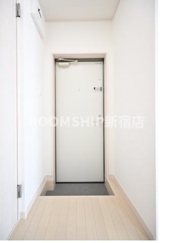 ＡＰＴ西新井の玄関