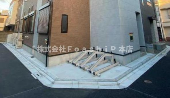 ハーモニーテラス町屋Ⅴのエントランス