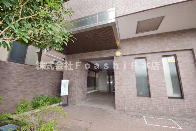 菱和パレス武蔵小杉のエントランス