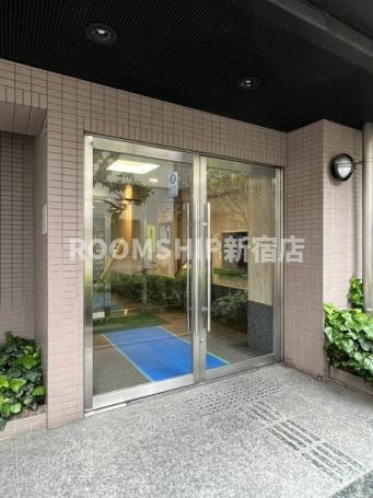 シーアイマンション池袋西のエントランス