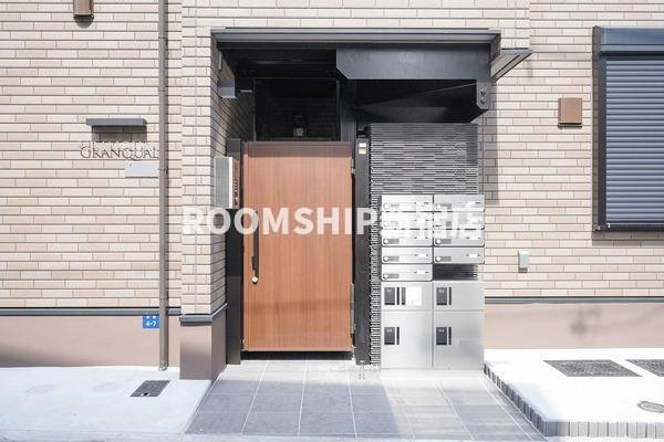 グランクオール板橋本町ウエストレジデンスのエントランス