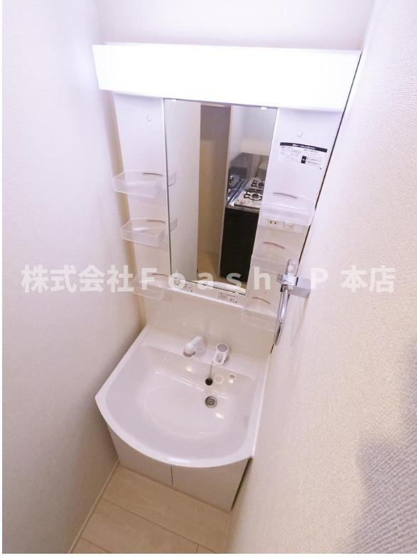 ZEN GARDEN APARTMENTの洗面所