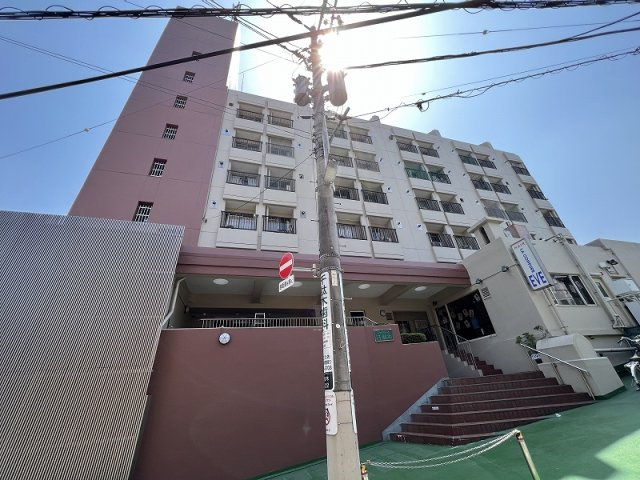 シャルマン文京千駄木の外観
