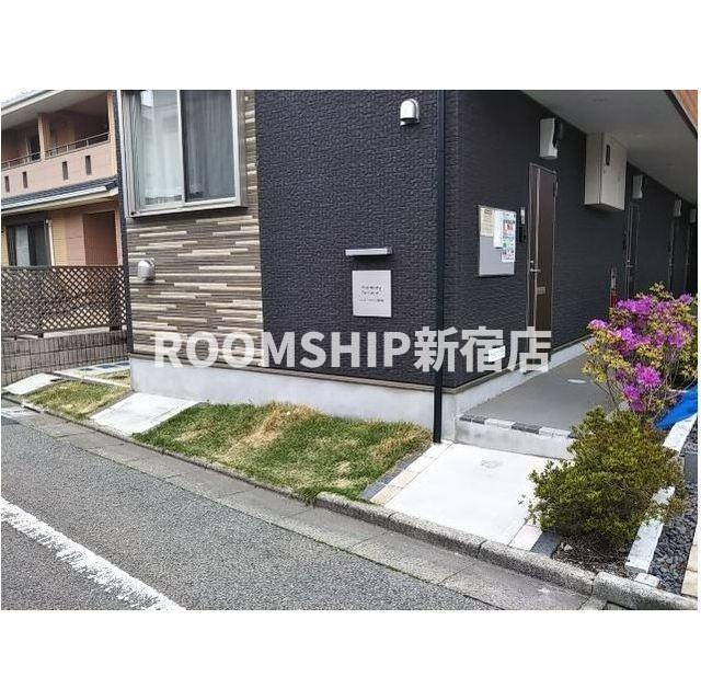 ハーモニーテラス関町北のエントランス
