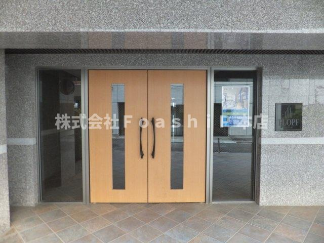 プロフ九段のエントランス
