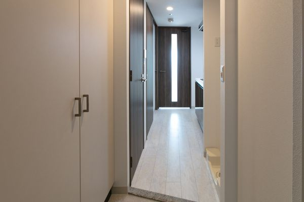 エステムコート神戸湊町の玄関|同物件別部屋写真