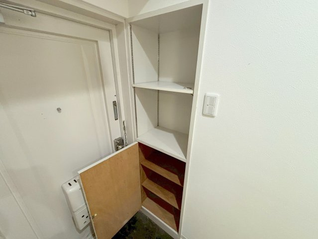 サンフラッツ新大阪別館の収納