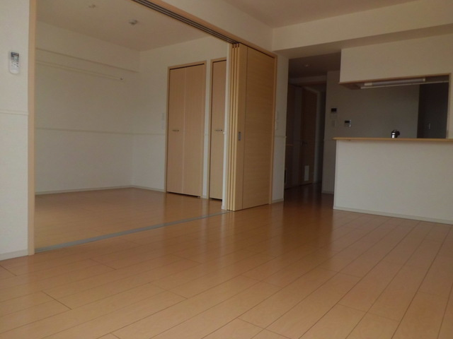 エアリーヒルズ芦屋の居間・リビング