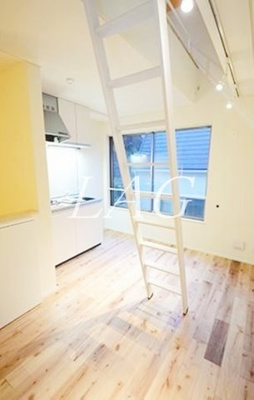 【居間・リビング】 | グランエッグス白金高輪 | 洋室のお部屋です。