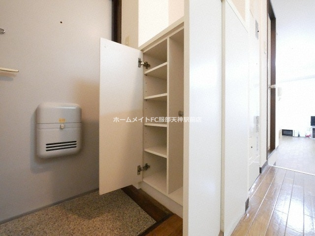 ドミール堺筋本町の収納
