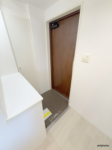 アーデン江戸堀　仲介手数料無料の玄関