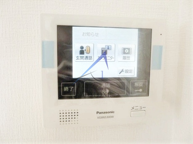 ラシーネ北新宿のセキュリティ|モニター付きインターホンです。