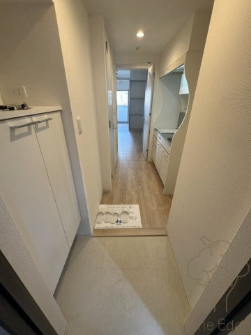 APRILE南森町の玄関