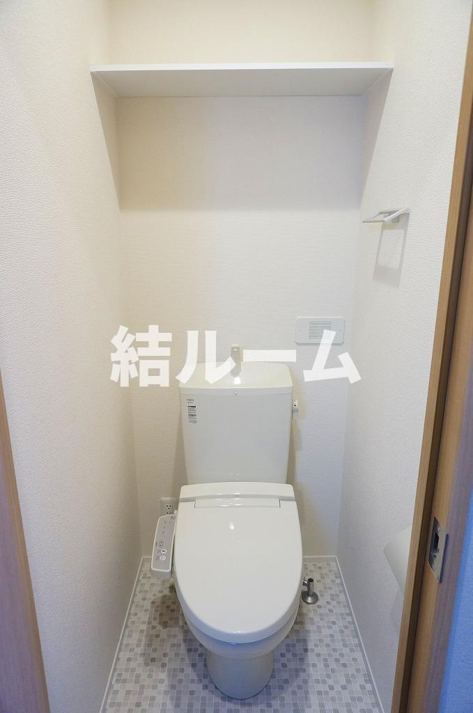 板橋区小豆沢２丁目の賃貸マンションのトイレ