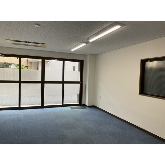MKビル　墨田区の居間・リビング|こちらのリビングで趣味の時間をお楽しみください