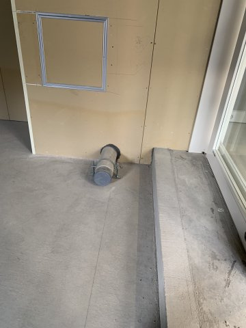 スプリング河辺駅前メディカルビルの内装|きれいな内装です