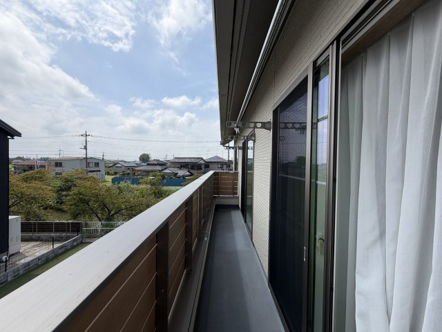 【バルコニー】 | 久喜市上内1478-17　中古戸建