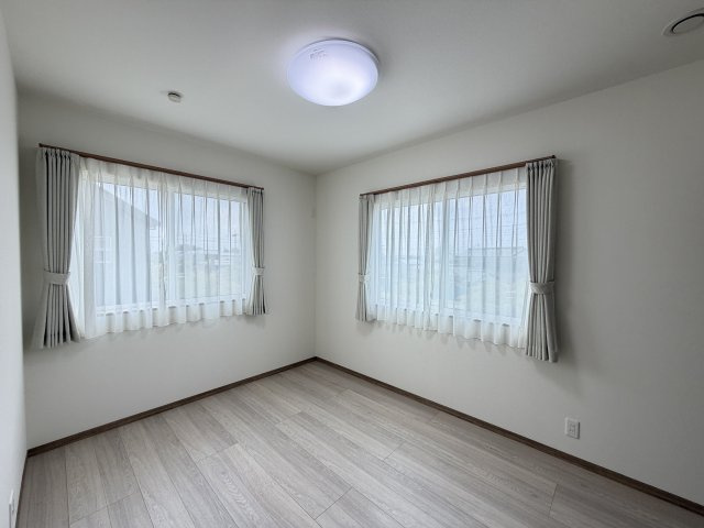 【洋室】 | 久喜市上内1478-17　中古戸建