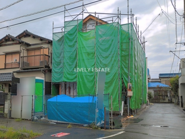 越谷市瓦曽根1丁目 新築分譲住宅の外観