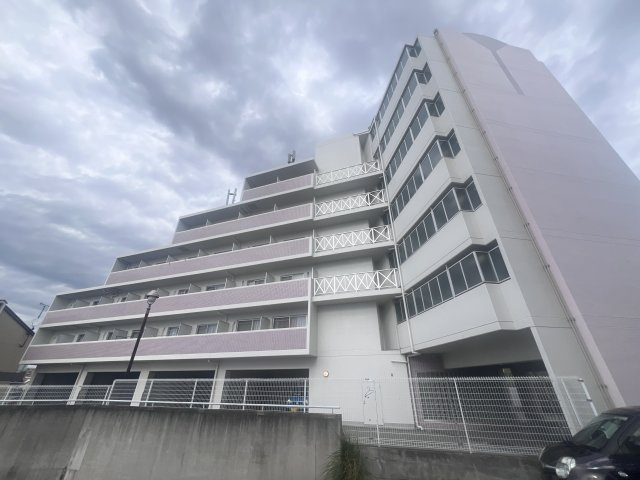 アンペリエの外観