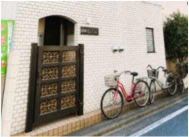 練馬区桜台１丁目の賃貸マンションのエントランス
