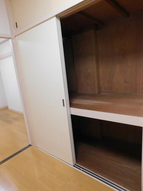 田中マンションの収納