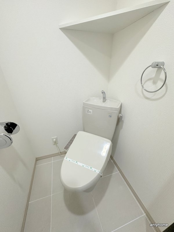 アーデン堺筋本町　仲介手数料無料のトイレ