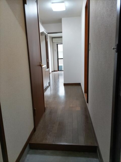 【玄関】