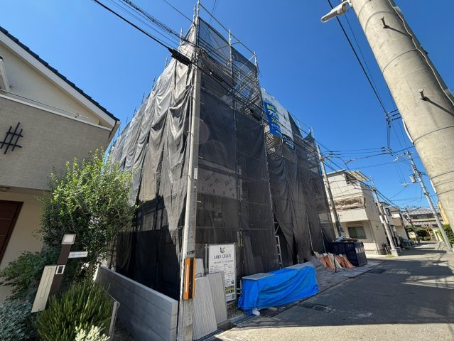 La-Creaリーフィアの外観
