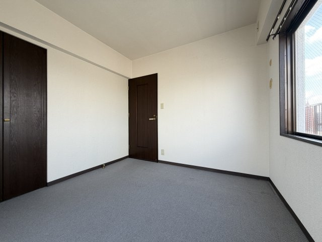 小幡パークマンションの洋室