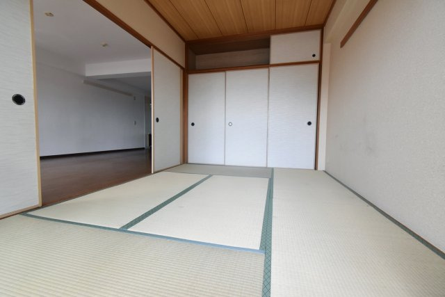 フレシア西宮の和室