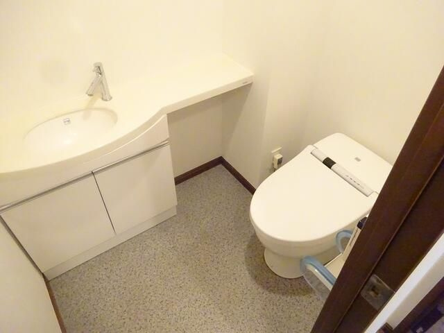 ＷＨＩＴＥ２１９のトイレ