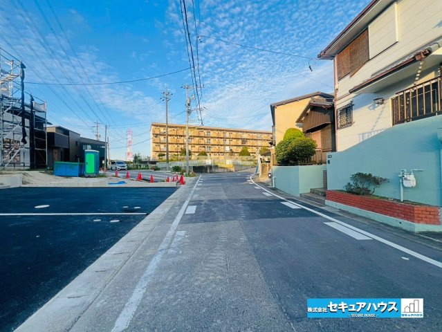 【同施工物件ご案内可能】刈谷市泉田町　全2棟の前面道路含む現地写真|事前予約にて現地ご見学いただけます！お気軽にお問い合わせください♪
■株式会社　セキュアハウス■
住宅ローンに強く、知識、経験豊富なスタッフ在籍
お客様に寄り添い、ご成約後もサポート致します。　　　　