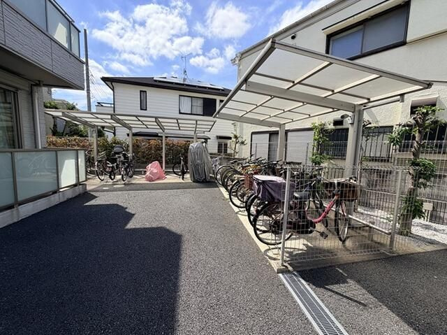 ルシェロ成城の外観