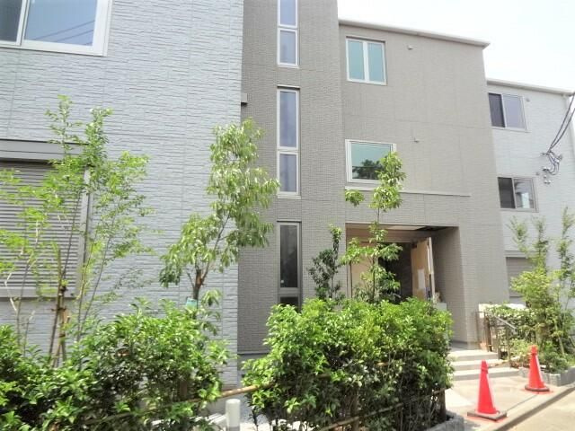 ルシェロ成城