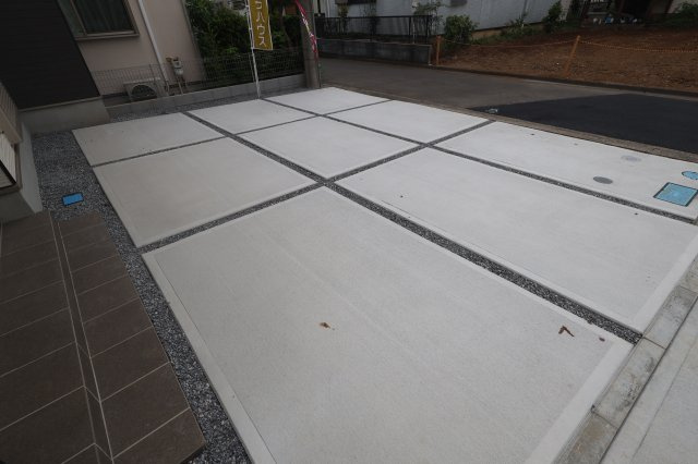 《仲介手数料無料》上尾市大字原市1421-19新築一戸建ての駐車場
