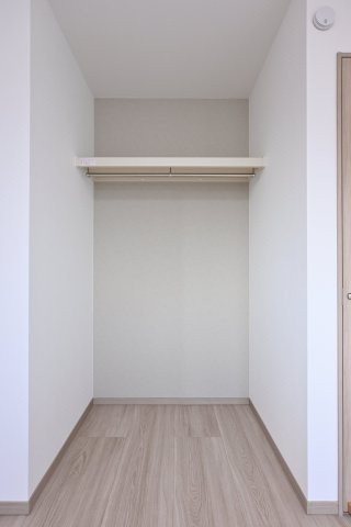 【収納】 | 太田市由良町第2期　ワイウッドコート | 各居室に収納付きでお部屋もスッキリ片付きます♪