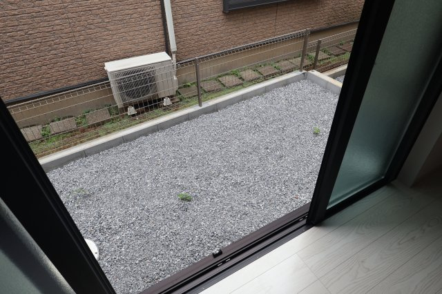《仲介手数料無料》上尾市大字原市1421-19新築一戸建ての庭